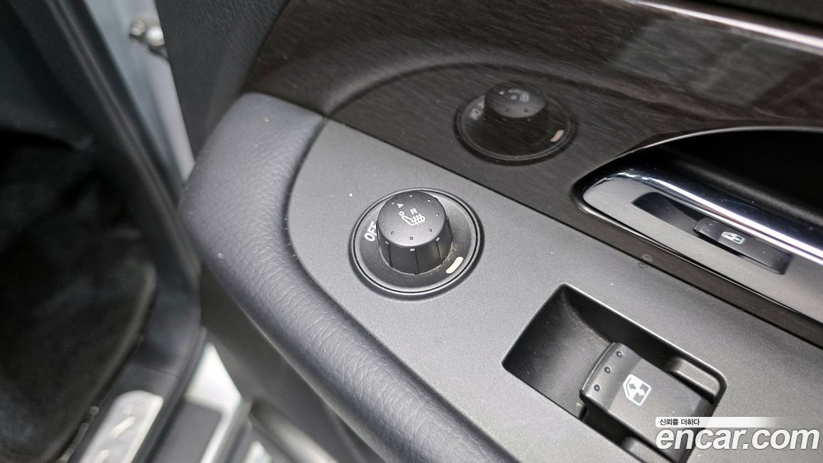 KG_Mobility_Ssangyong Rexton 2015