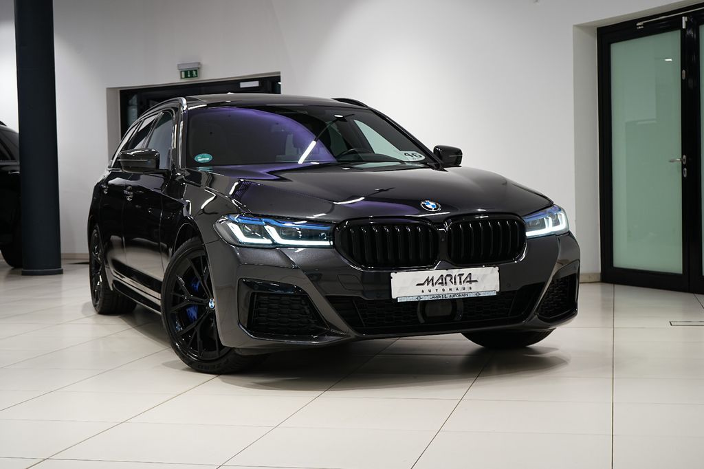 BMW 540 2023
