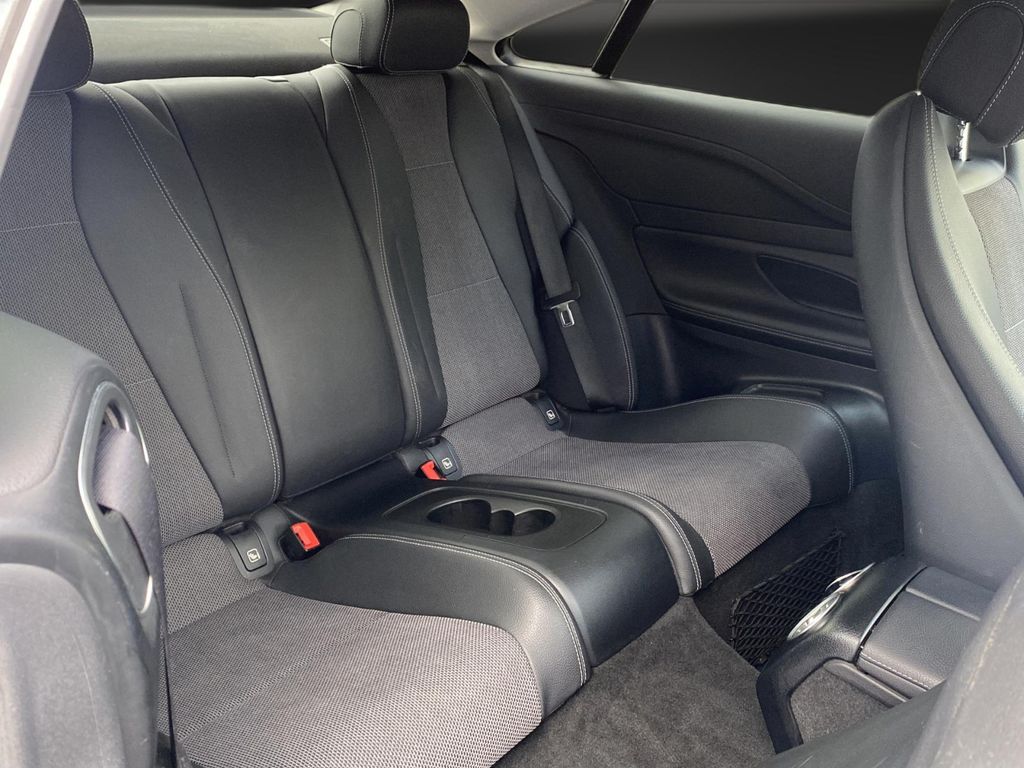 Mercedes-Benz E 200 2020