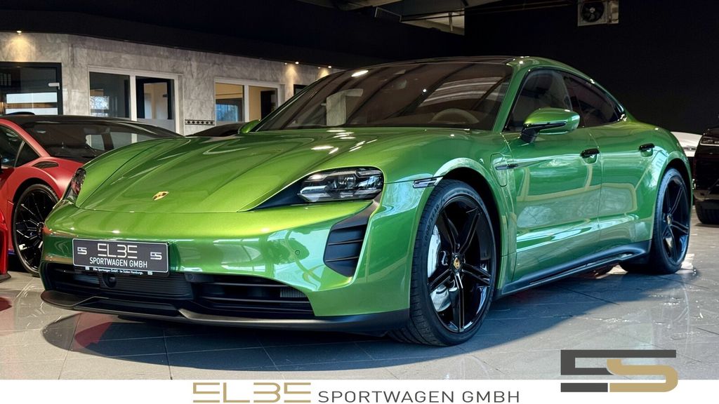 Porsche Taycan 2022