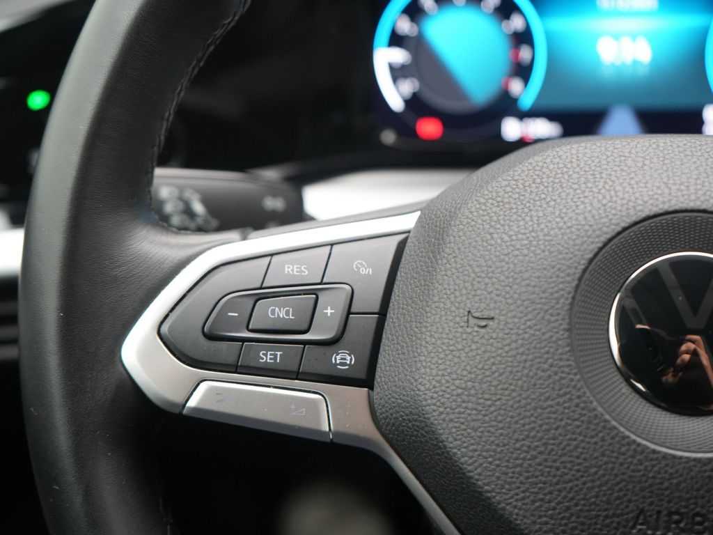 Volkswagen Golf 2021