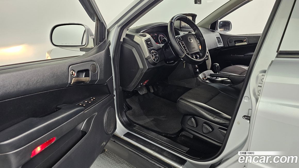 KG_Mobility_Ssangyong KORANDO 2013