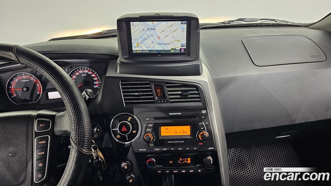 KG_Mobility_Ssangyong KORANDO 2013