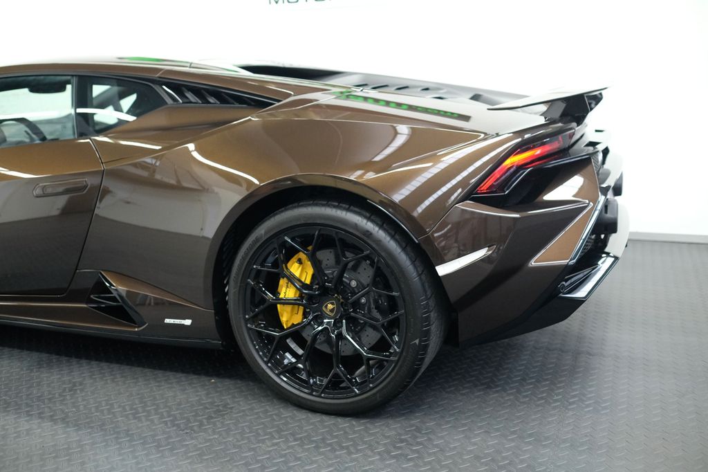 Lamborghini Huracán 2024