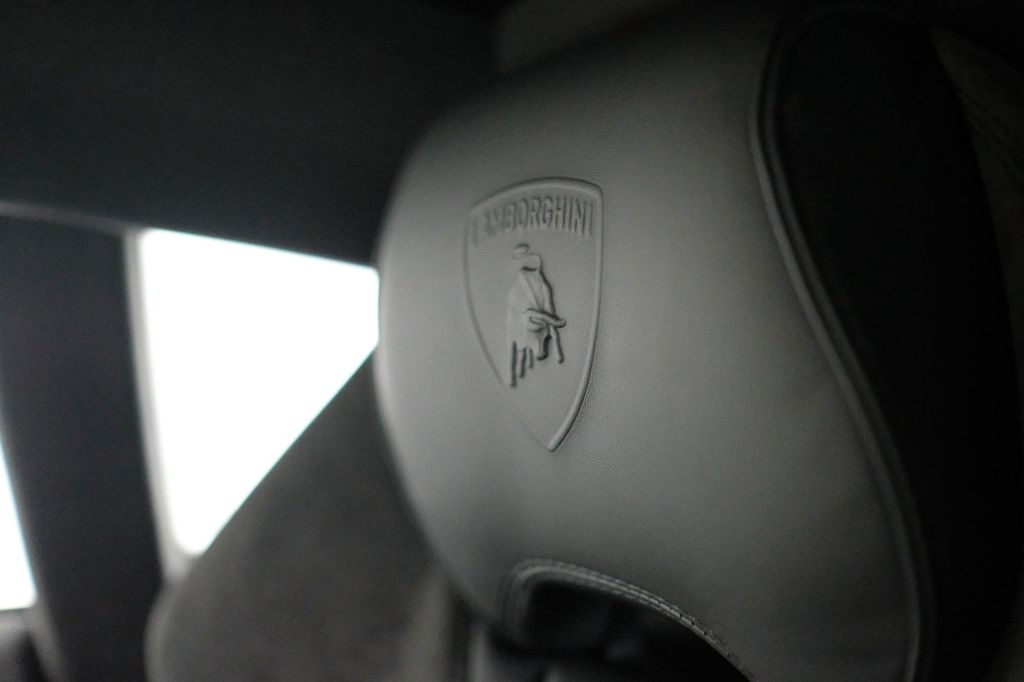 Lamborghini Huracán 2024