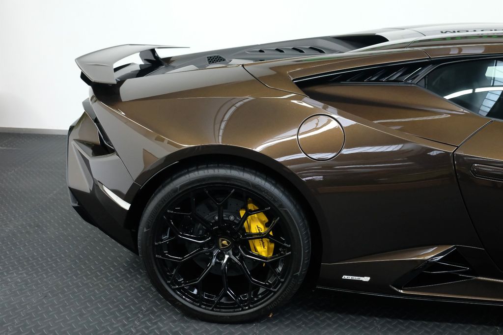 Lamborghini Huracán 2024