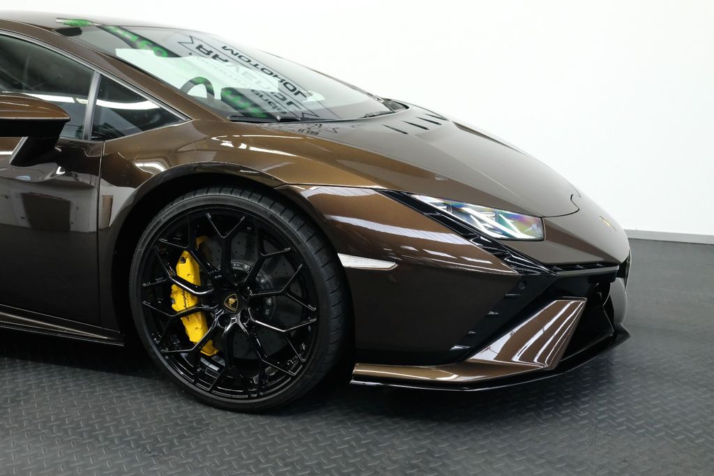 Lamborghini Huracán 2024