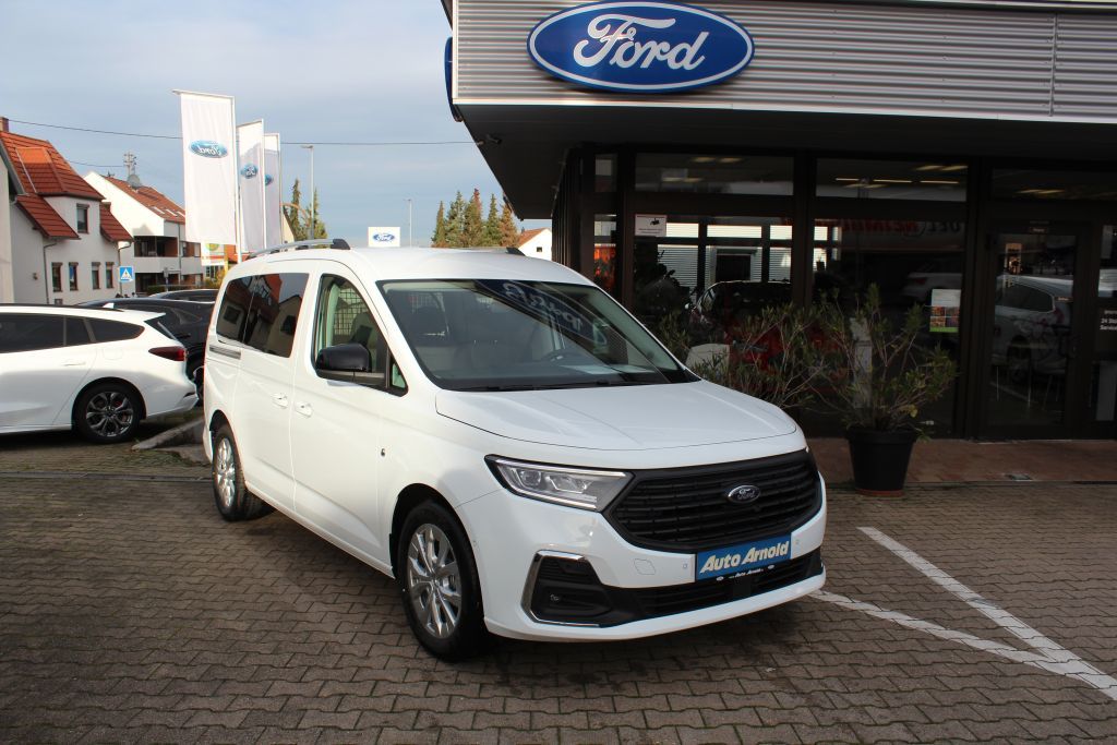 Ford Grand Tourneo 2025