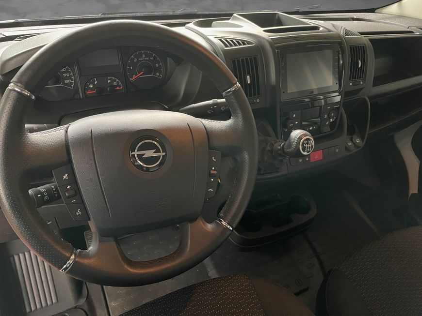 Opel Movano 2023