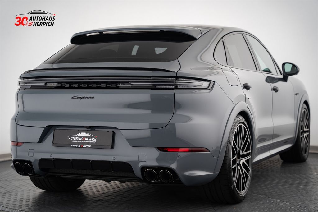Porsche Cayenne 2025