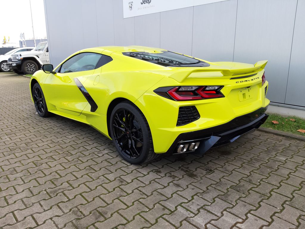 Corvette C8 2025