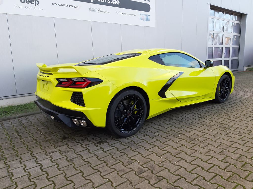 Corvette C8 2025