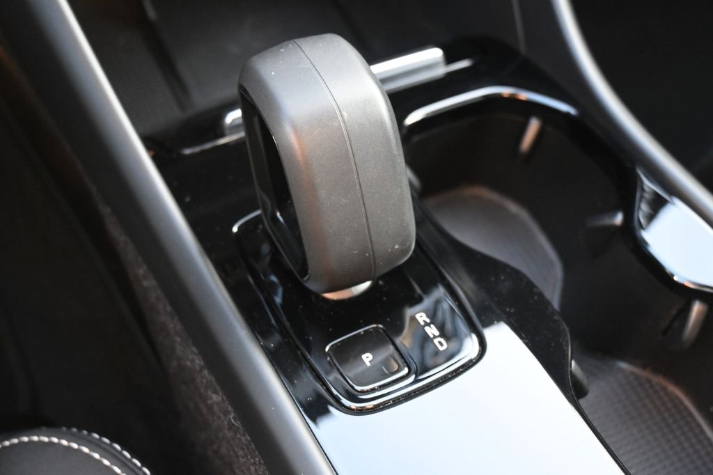 Volvo C40 2022