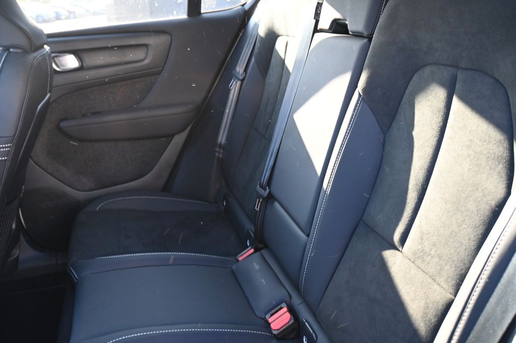 Volvo C40 2022