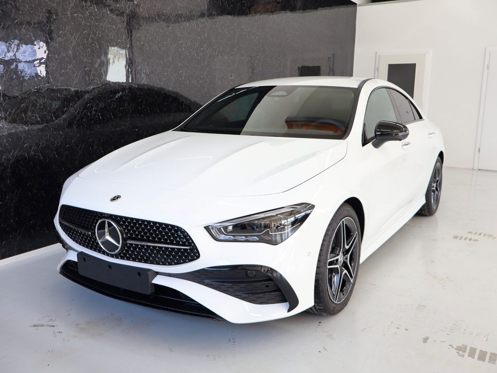 Mercedes-Benz CLA 200