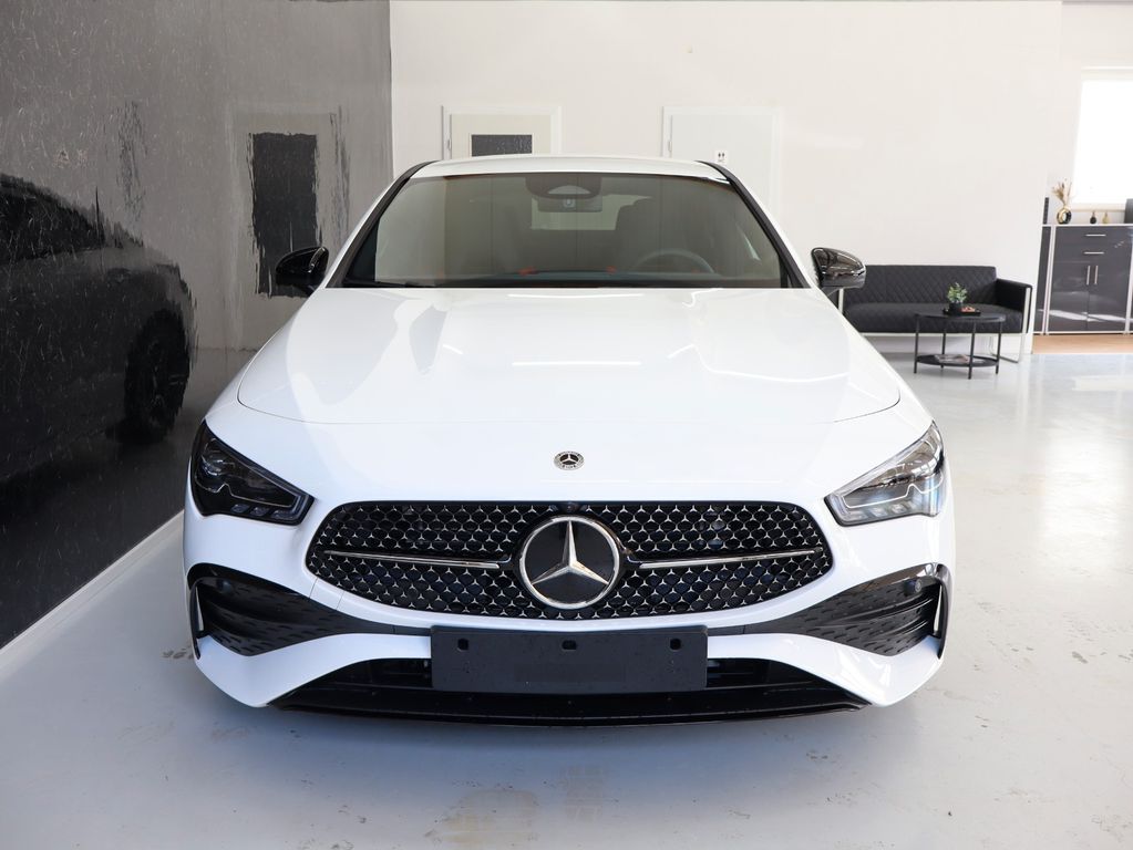 Mercedes-Benz CLA 200