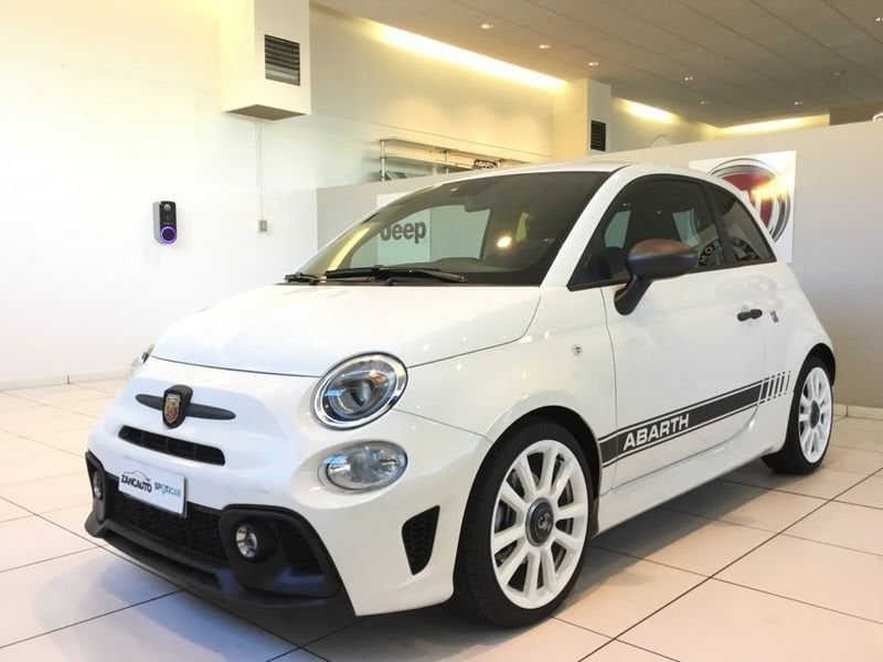 Abarth 595 2024