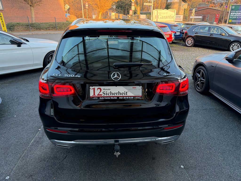 Mercedes-Benz GLC 300 2022