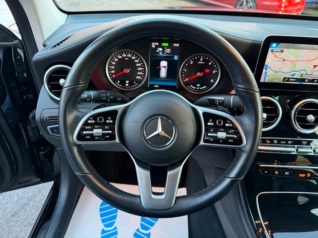 Mercedes-Benz GLC 300 2022