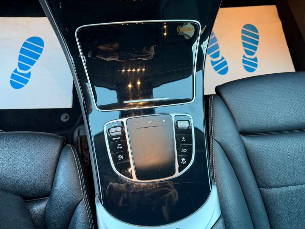 Mercedes-Benz GLC 300 2022