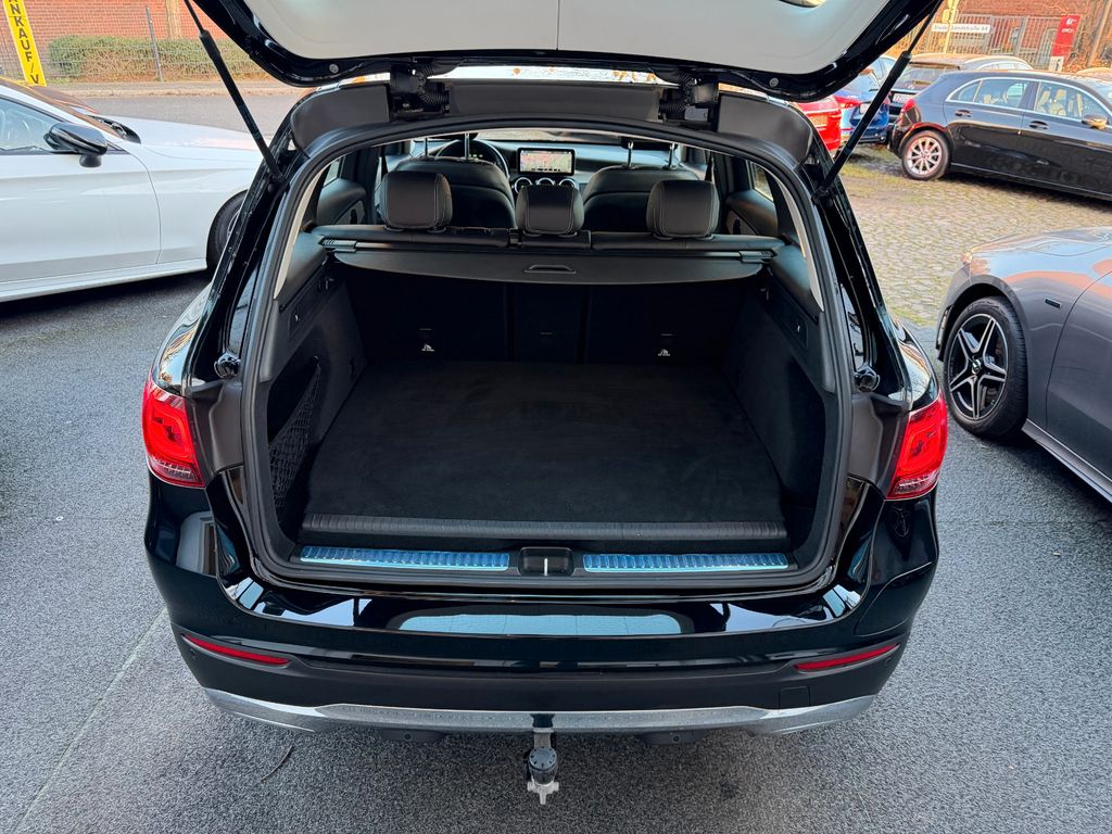 Mercedes-Benz GLC 300 2022