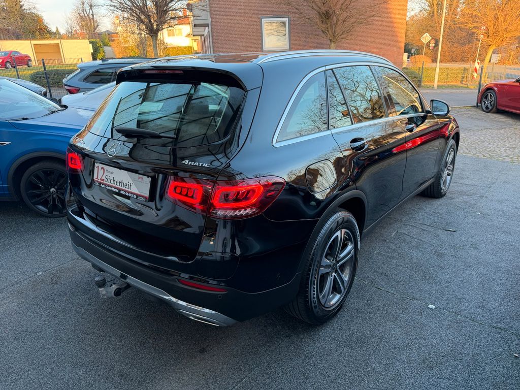 Mercedes-Benz GLC 300 2022