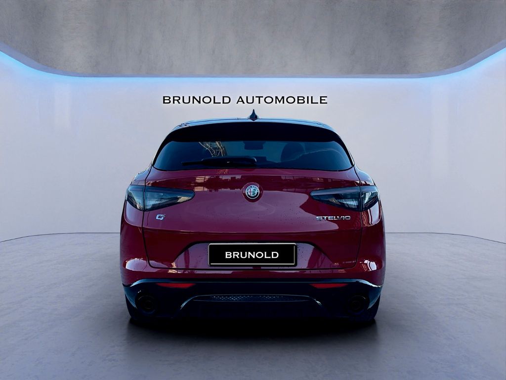 Alfa Romeo Stelvio 2025