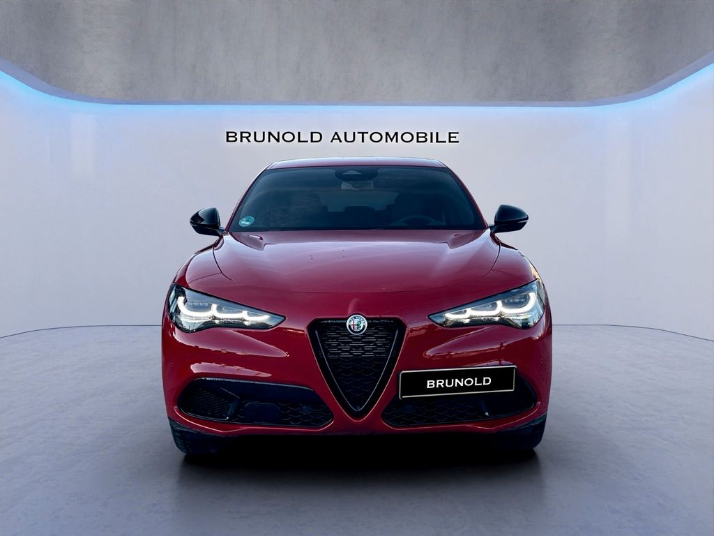 Alfa Romeo Stelvio 2025