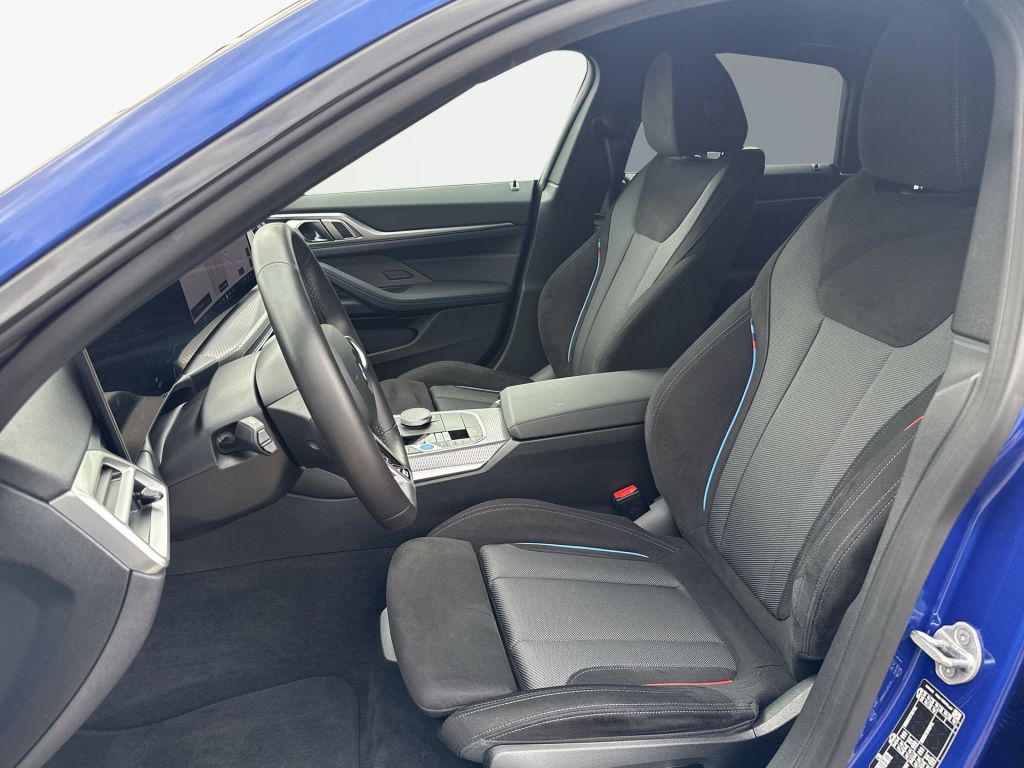 BMW i4 2025