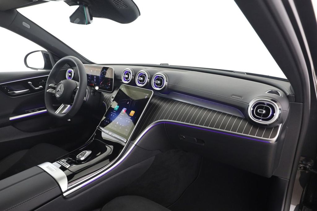 Mercedes-Benz C 220 2025