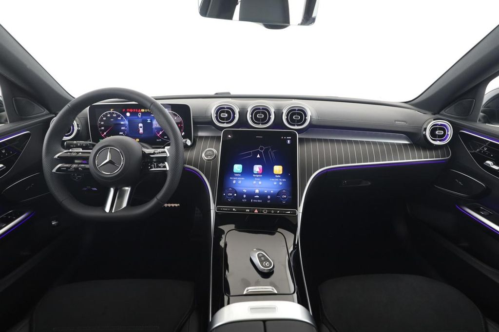 Mercedes-Benz C 220 2025