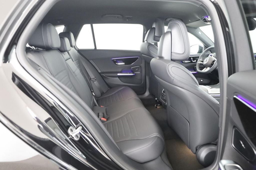 Mercedes-Benz C 200 2025