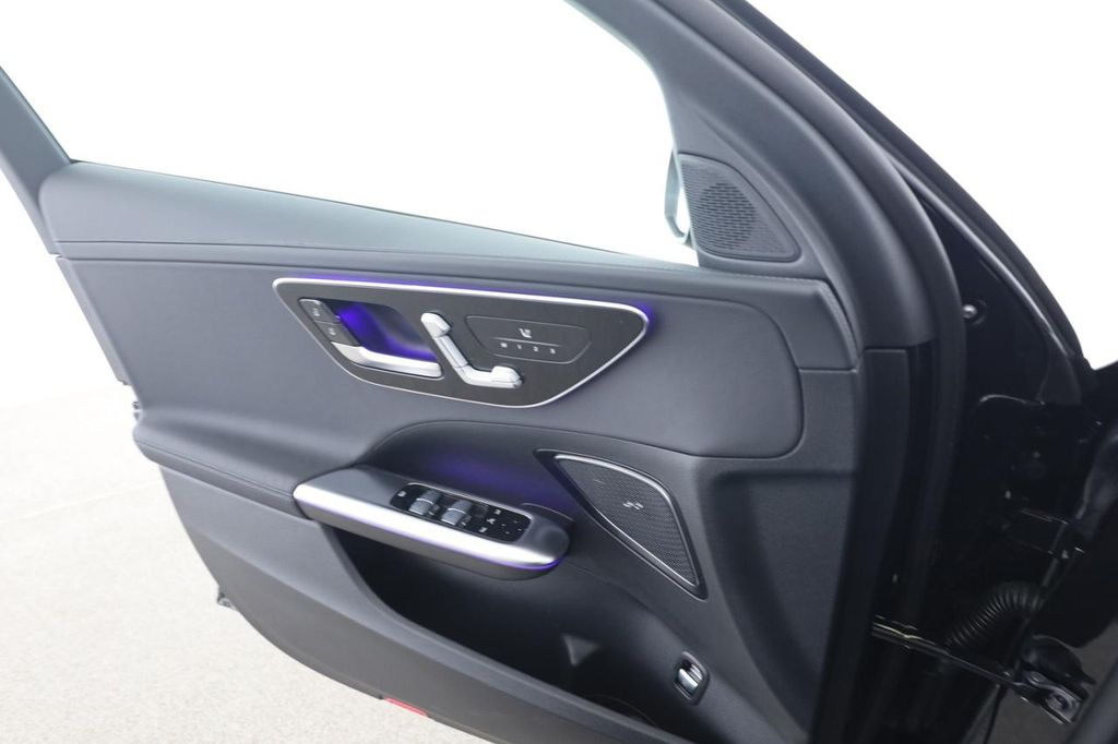 Mercedes-Benz C 200 2025