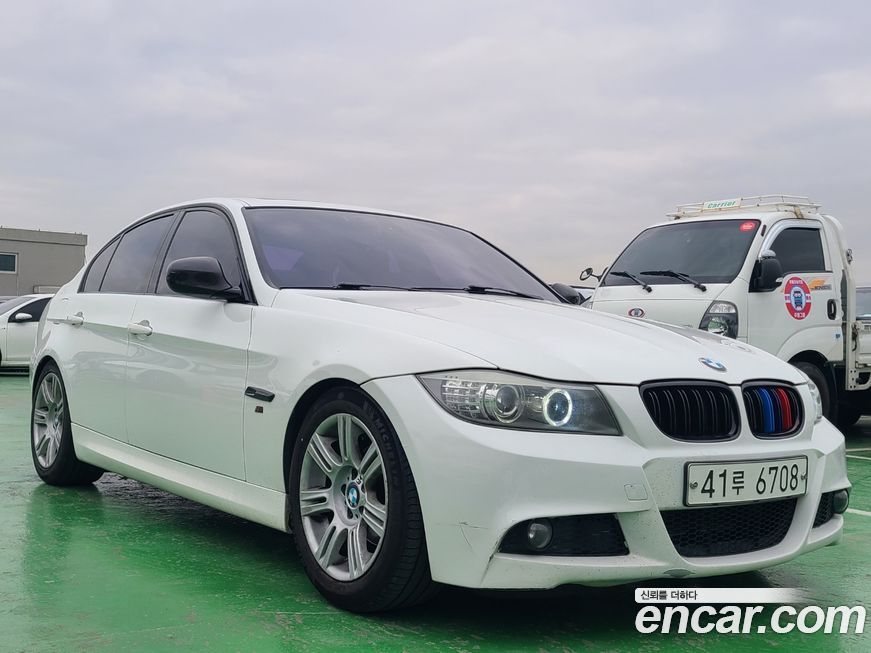 BMW 3-Series 2011