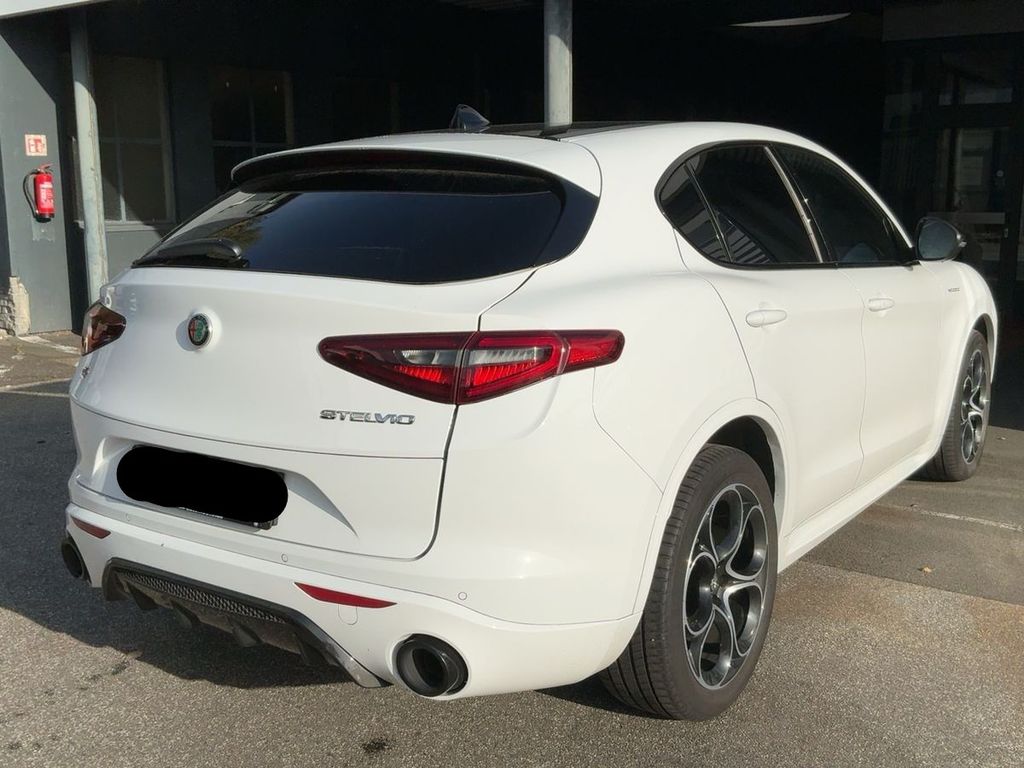 Alfa Romeo Stelvio 2022