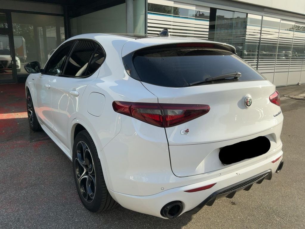 Alfa Romeo Stelvio 2022