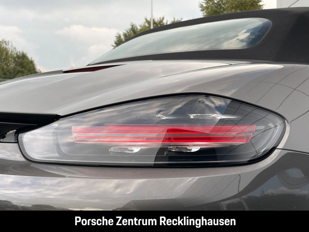 Porsche Boxster 2024