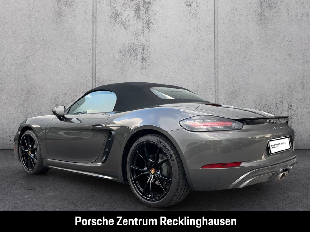 Porsche Boxster 2024