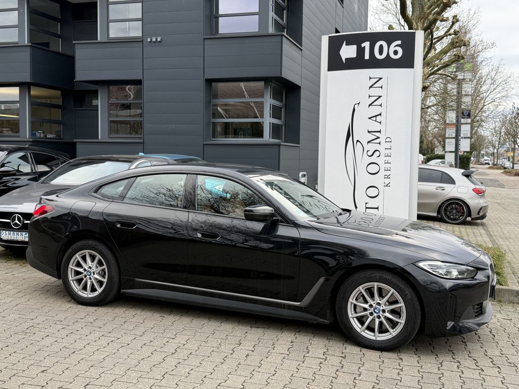 BMW i4 2023