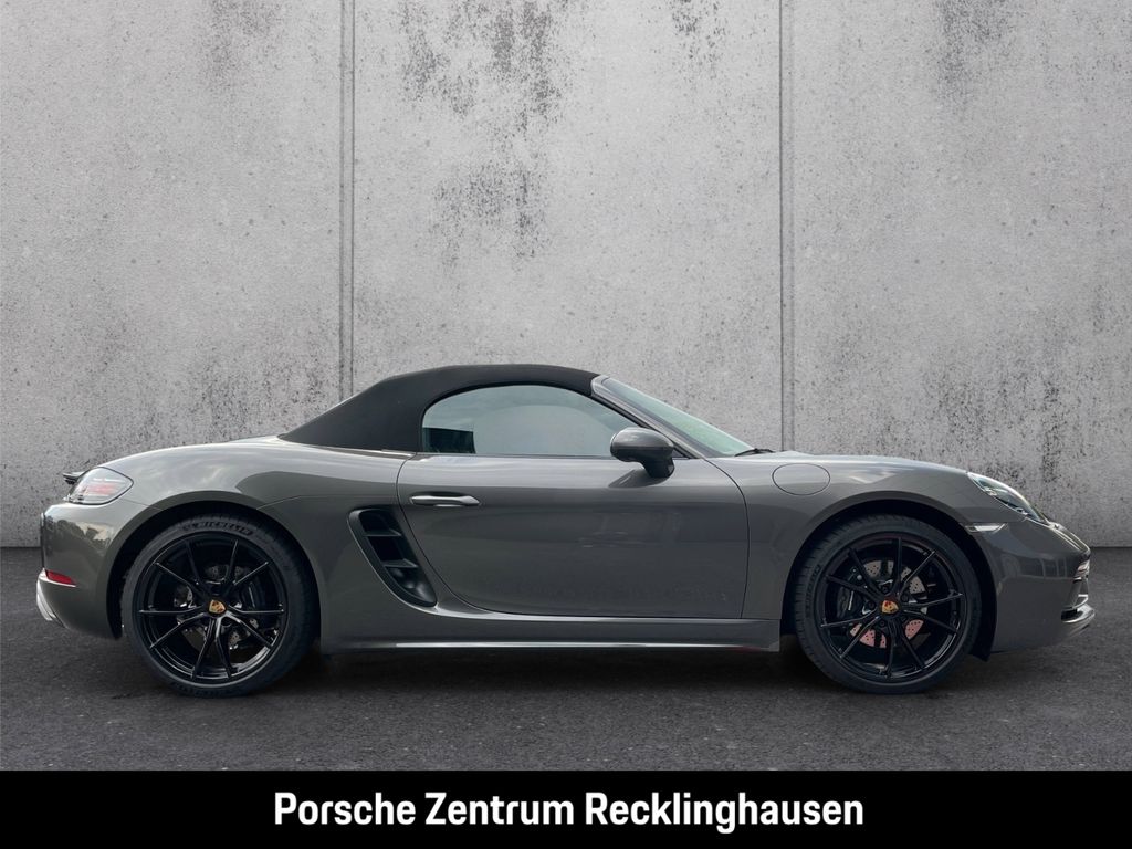 Porsche Boxster 2024