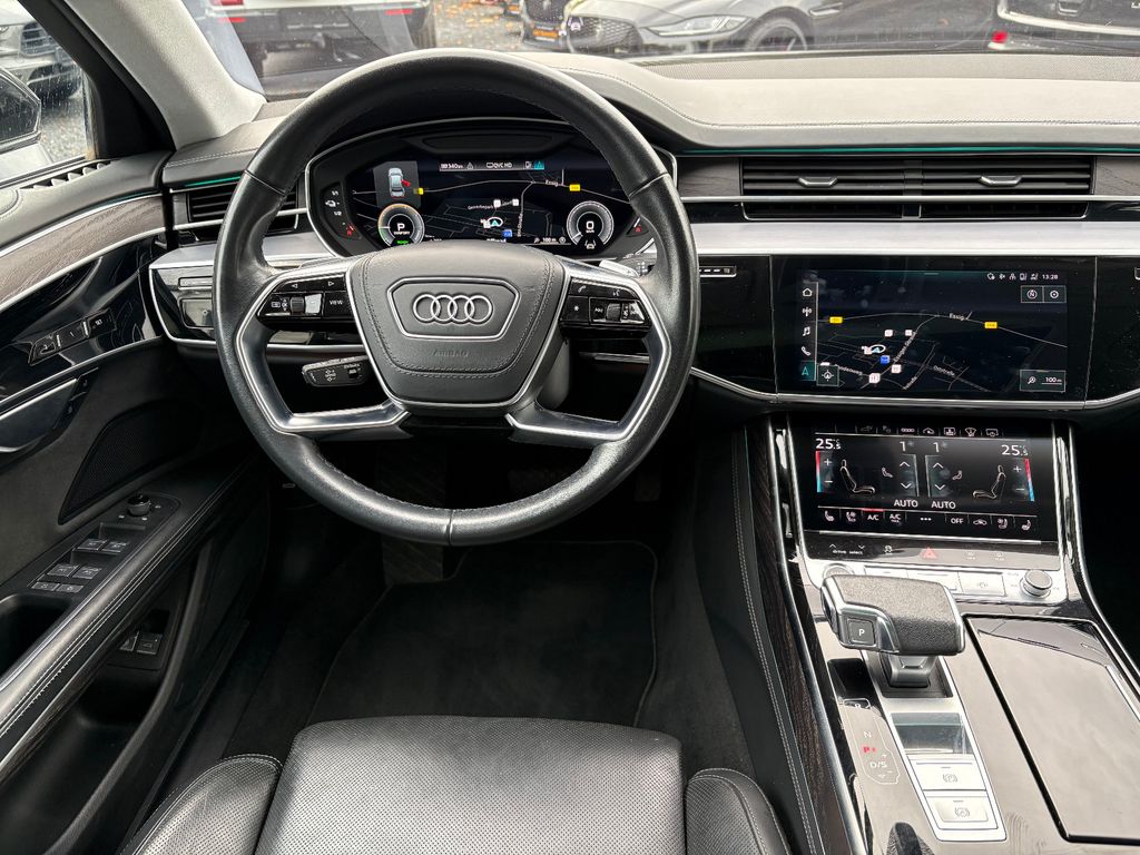 Audi A8 2022