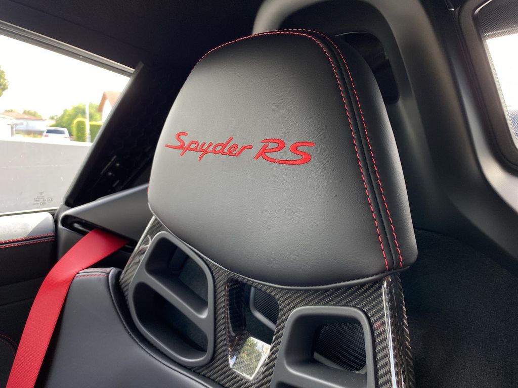 Porsche Boxster 2025