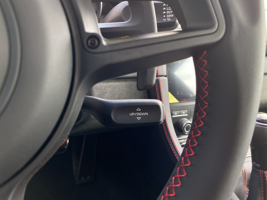 Porsche Boxster 2025