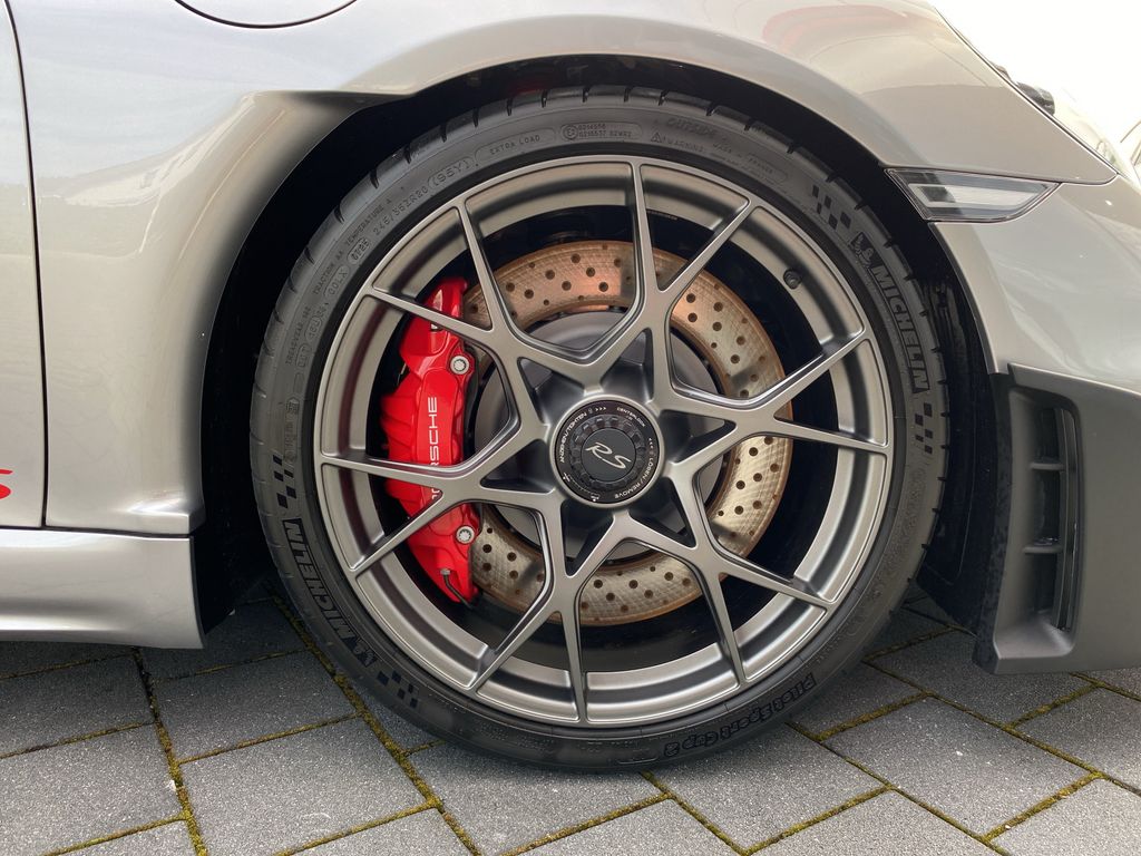 Porsche Boxster 2025