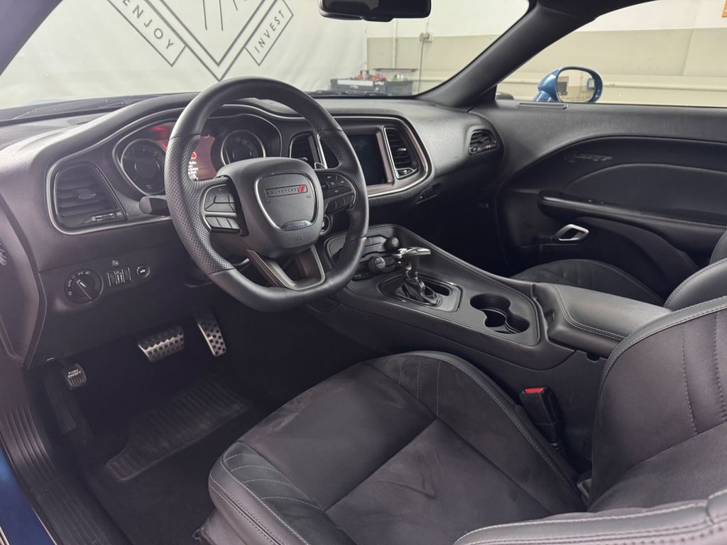 Dodge Challenger 2020