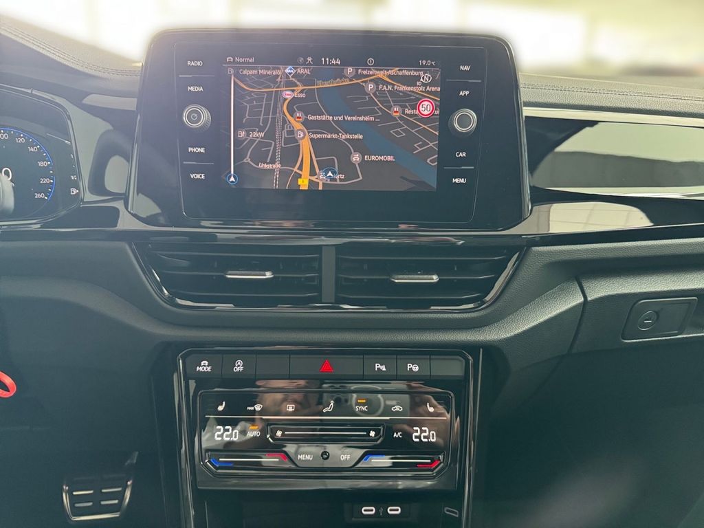 Volkswagen T-Roc 2025