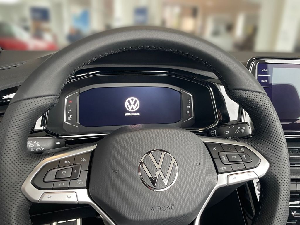 Volkswagen T-Roc 2025