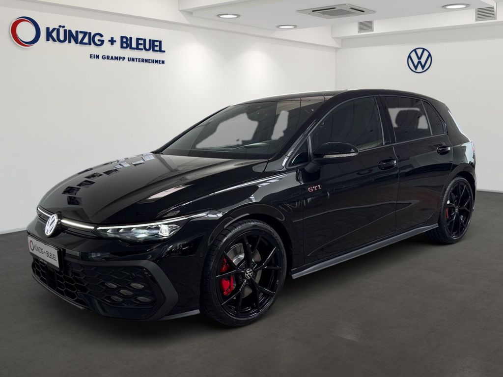 Volkswagen Golf 2025