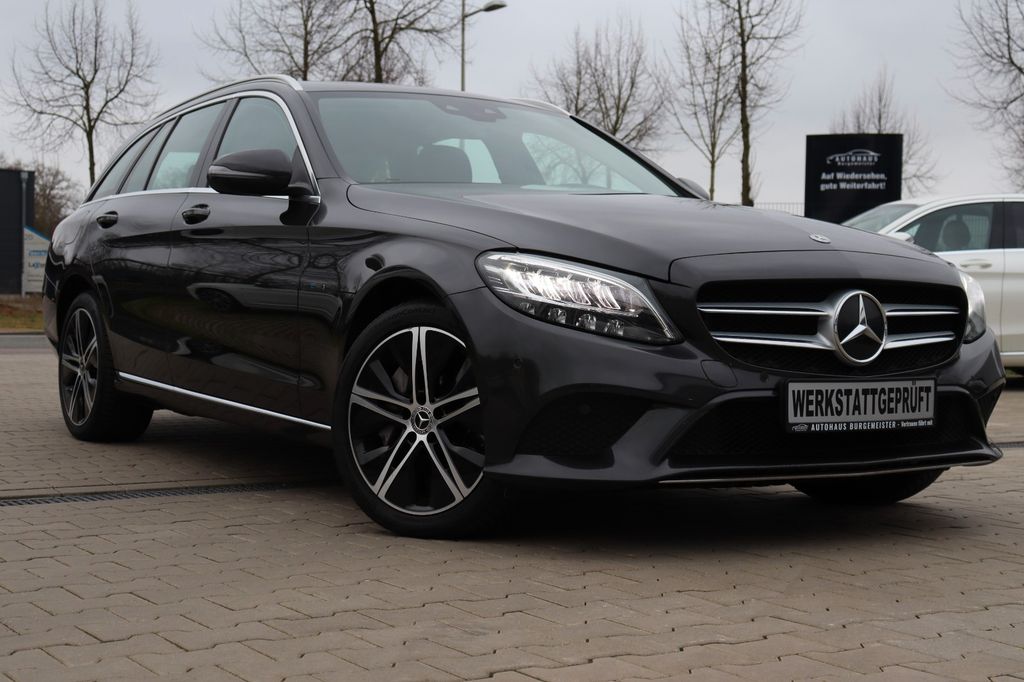 Mercedes-Benz C 300 2021