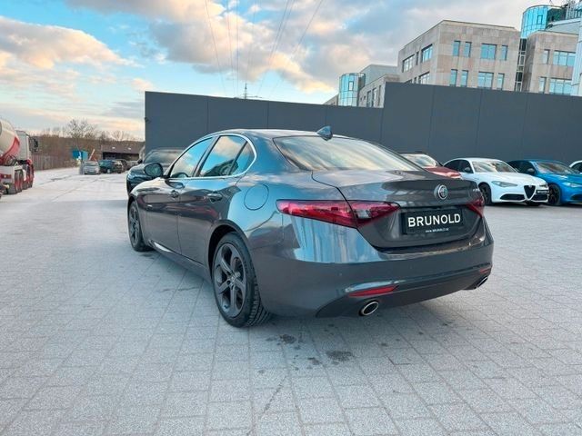 Alfa Romeo Giulia 2022